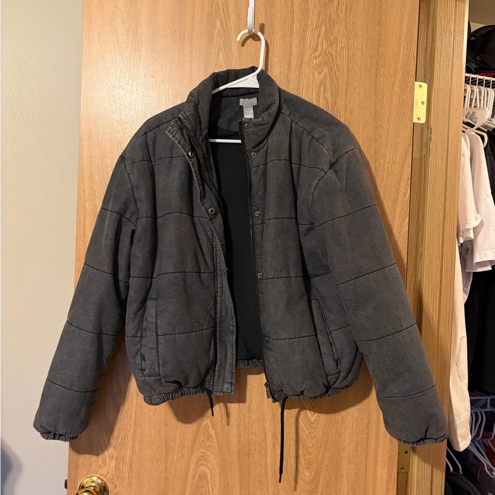 Women’s Gray Puffer Jacket